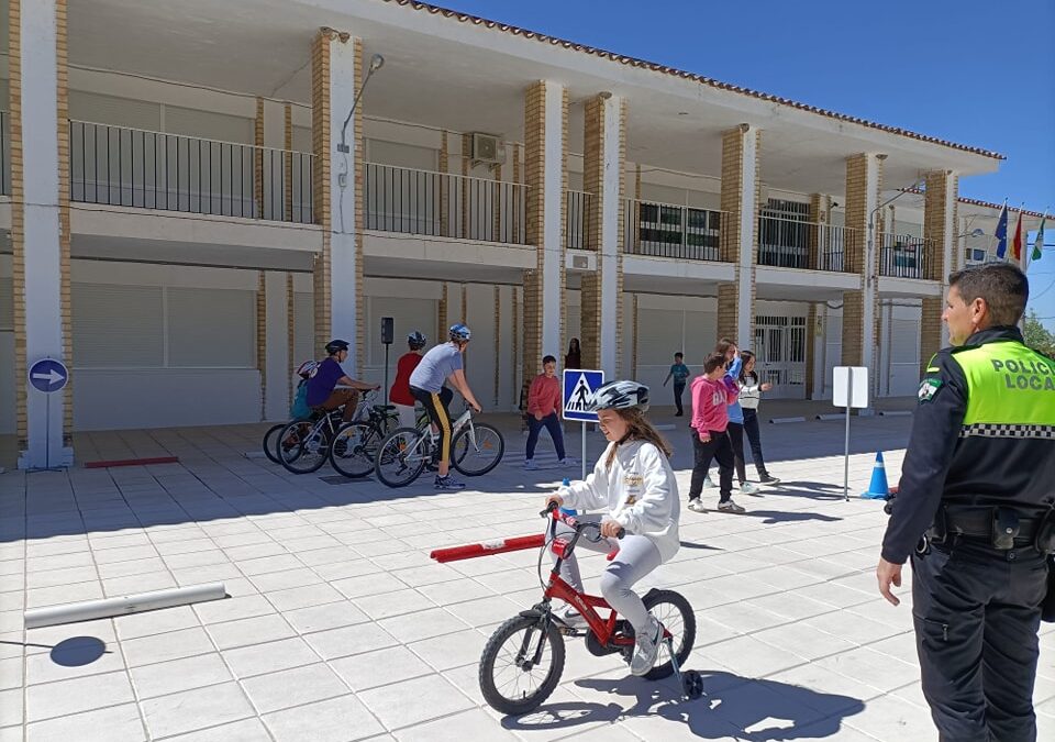El CEIP Pablo Picasso de La Bobadilla aprende sobre educación vial