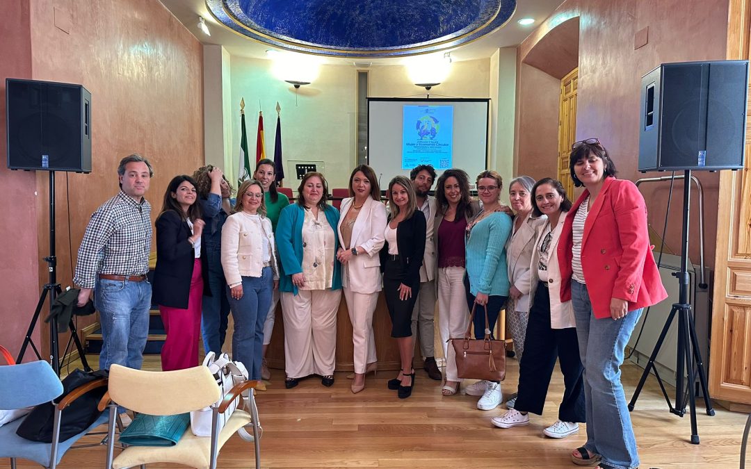 Empresarios marteños participan en un Taller sobre Mujer y Economía Circular