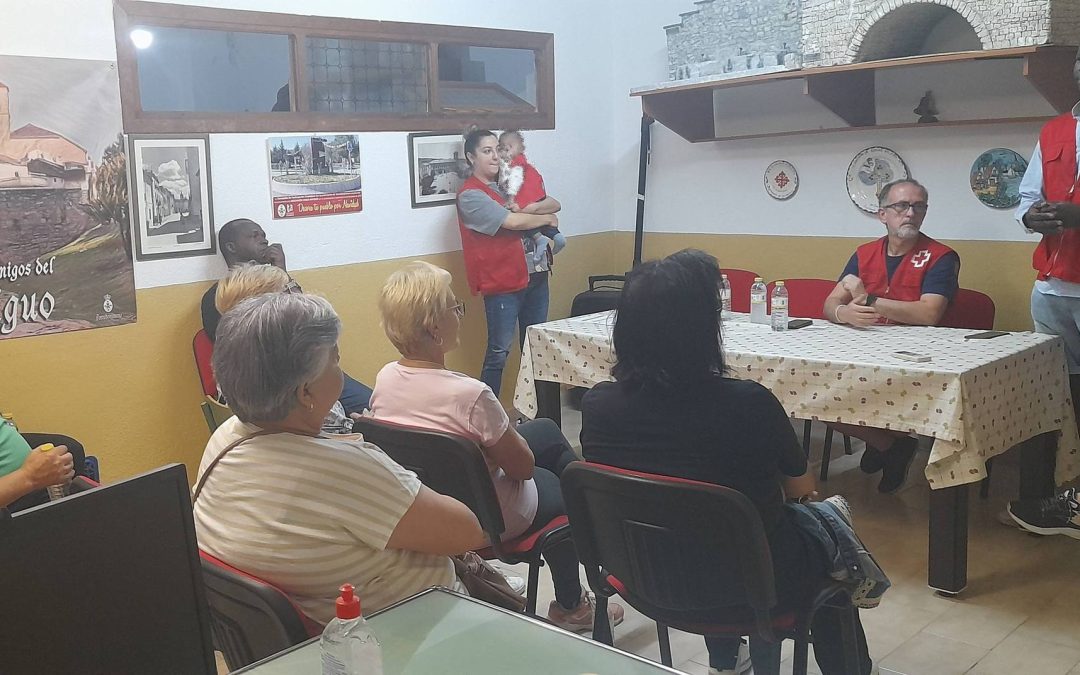 Cruz Roja continúa con su campaña de sensibilización sobre migrantes en Torredonjimeno