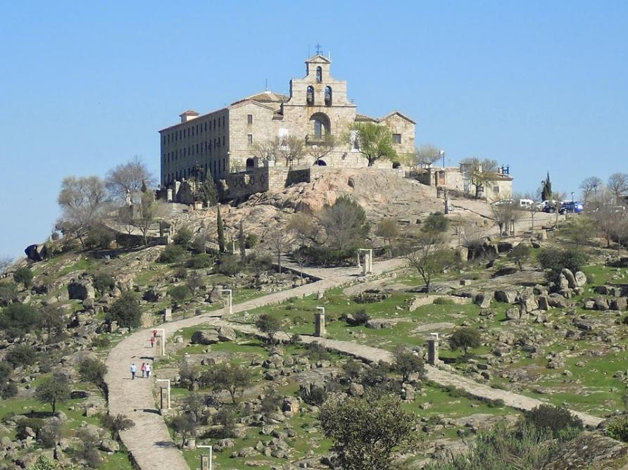 La Cofradía de la Virgen de la Cabeza tosiriana celebrará su tradicional convivencia en el Cerro el 15 de septiembre