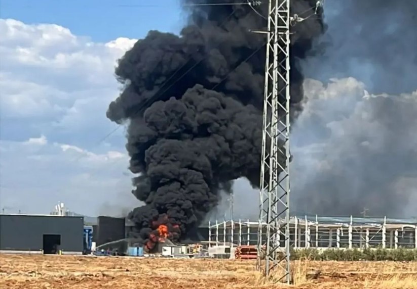 Incendio controlado en el término de Lopera