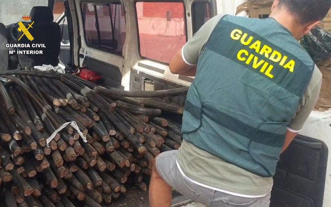 Desarticulada una organización que robó cableado telefónico en Martos