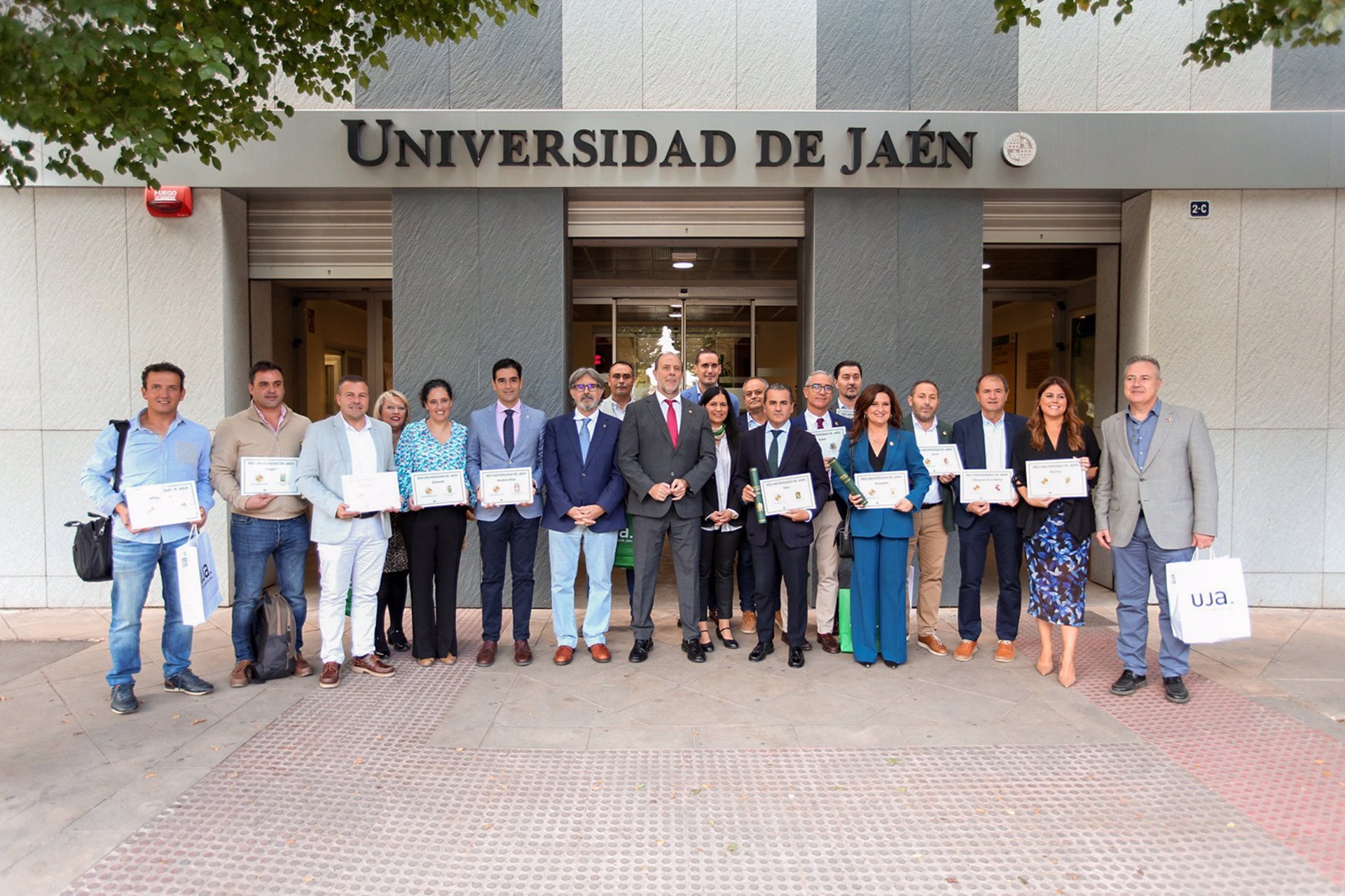 Jaén.- La Universidad de Jaén suma los primeros 17 ayuntamientos de la provincia a su Red de Municipios UJA