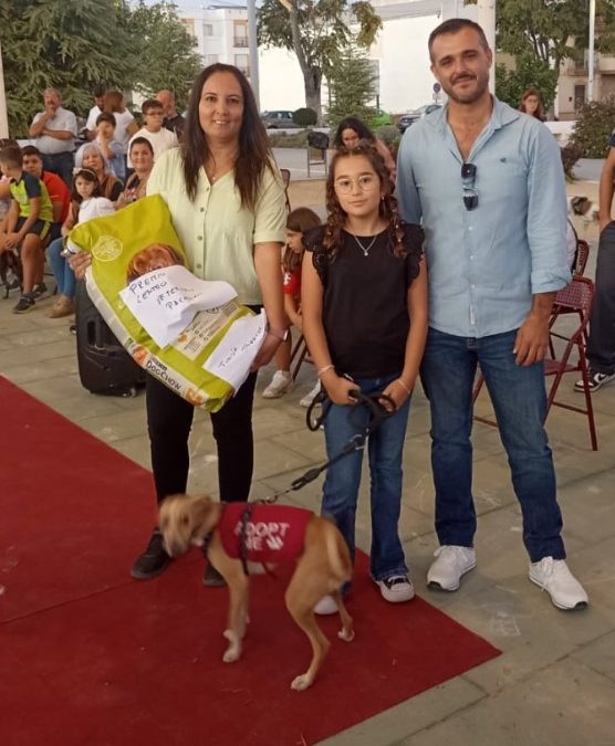 Exhibición canina con participación de protectoras