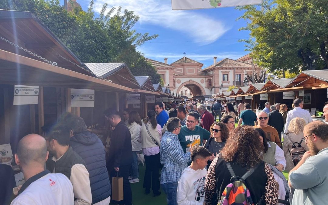 Andújar recibe a miles de visitantes en la Fiesta del Primer Aceite