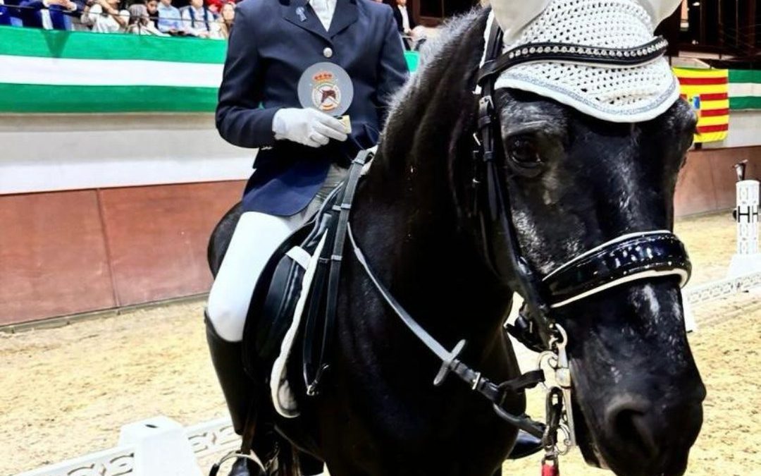 La arjonera Daniela Torres, brilla en la X Copa de Andalucía de Doma Clásica