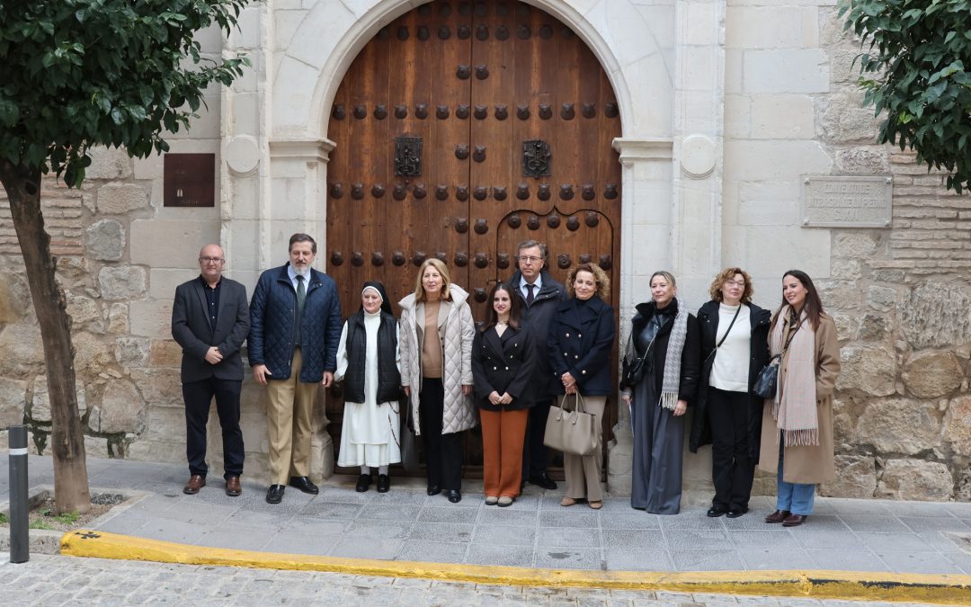 Finalizan los trabajos de restauración de la puerta del Convento de Nuestra Señora de la Piedad