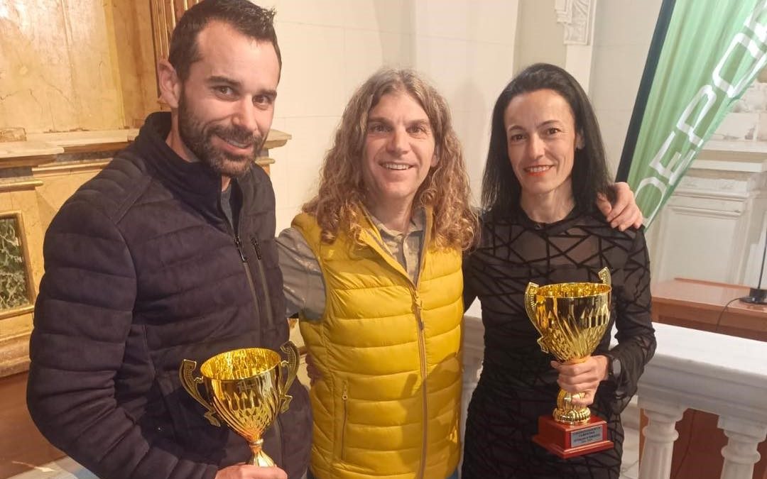 Mari Carmen Lara y Antonio Luis Pérez del CD Marathon Alcaudete, campeones de los circuitos deportivos de Diputación