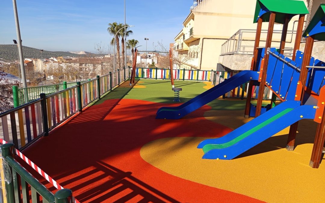 Finalizan las obras del nuevo parque infantil de Jamilena