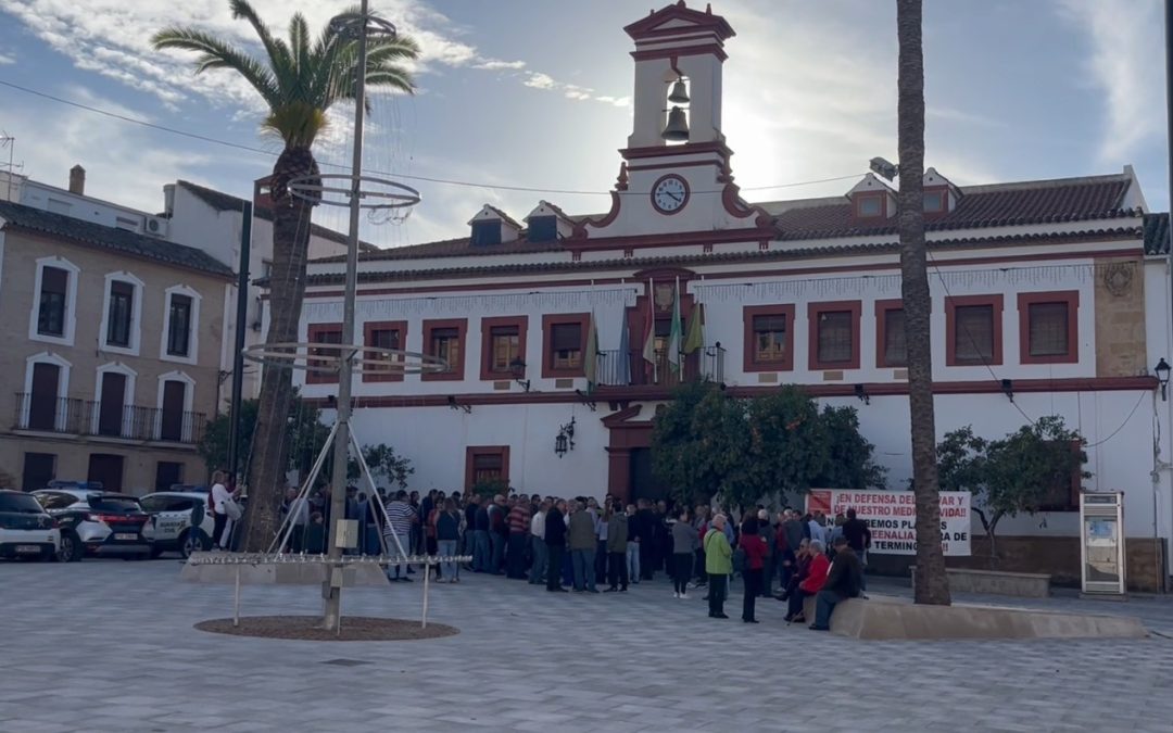 La alcaldesa de Lopera asegura que «los únicos responsables políticos de la fotovoltaica son PP y Junta»