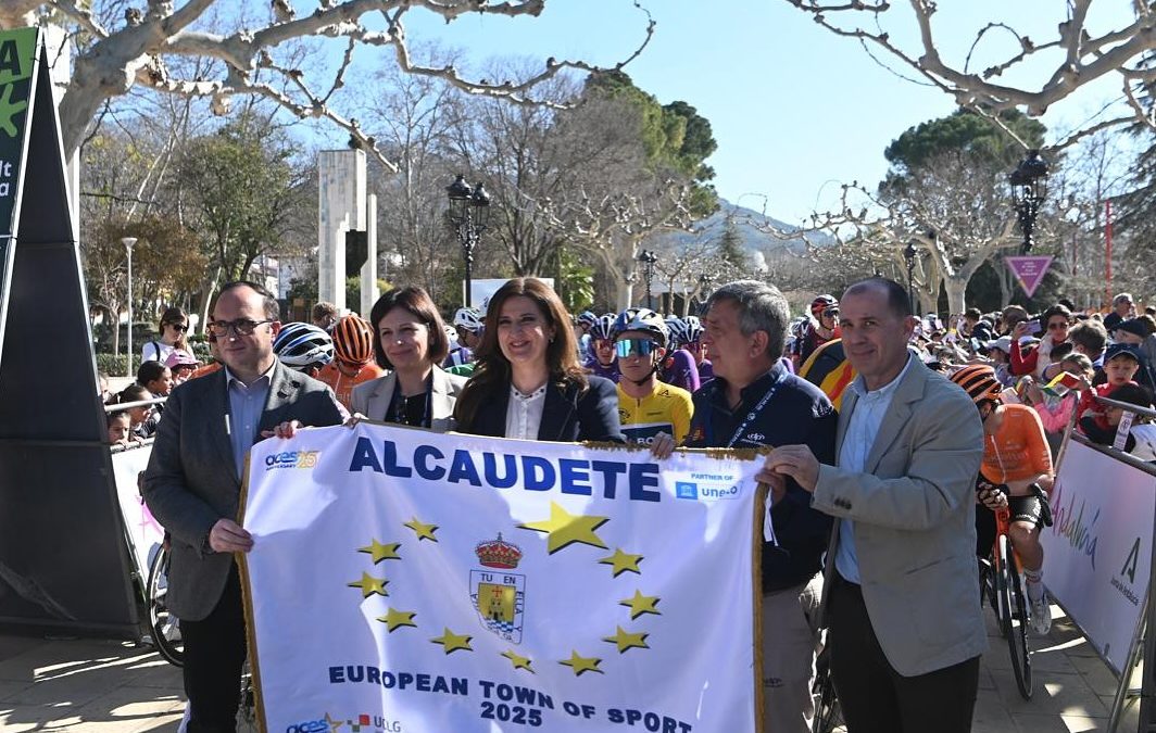 Alcaudete presume de ‘Villa Europea del Deporte’ en la Vuelta Ciclista a Andalucía 2025