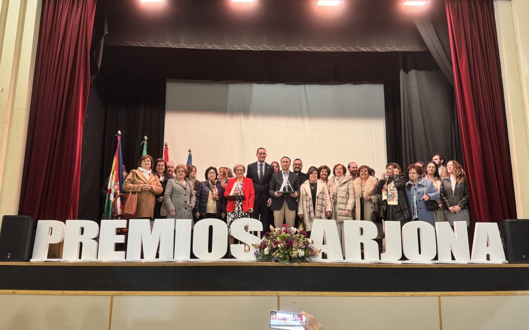 El Coro Parroquial y Carmen Álvarez, Premios Excelencia