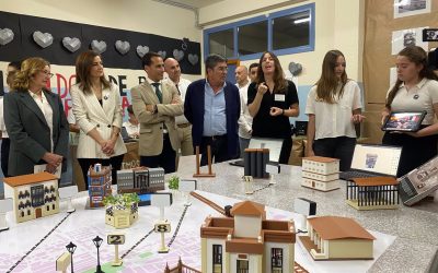 El IES Santo Reino de Torredonjimeno crea un museo interactivo que revive el patrimonio desaparecido del municipio