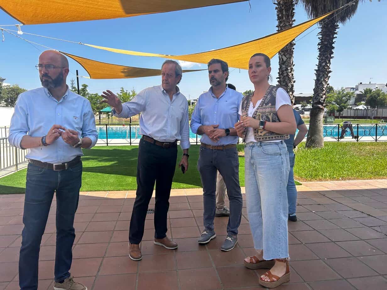 fOTO OBRAS PISCINA 2 Continúan las obras del Paseo de la Libertad en Marmolejo