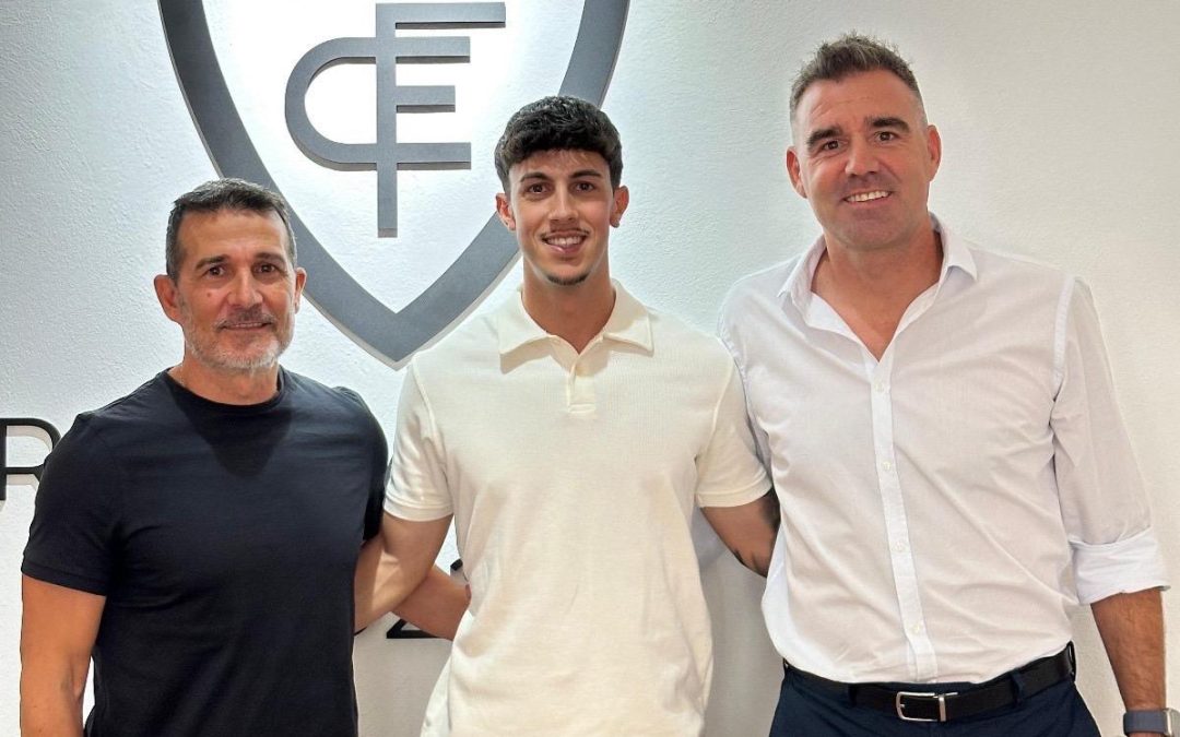 REAL JAEN | El Real Jaén CF incorpora a Sergio Rivera