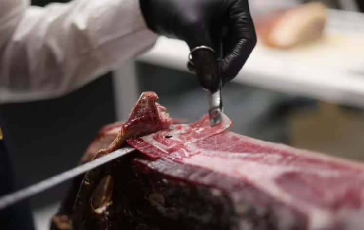 LOPERA | Lopera celebrará su primer el Concurso Amateur de Cortadores de Jamón en el mes de noviembre