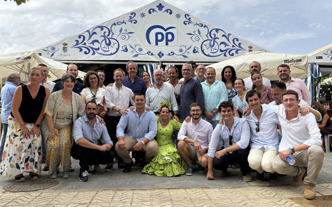 ANDÚJAR | El PP de Jaén refuerza su mensaje de unidad y cercanía en la feria de Andújar