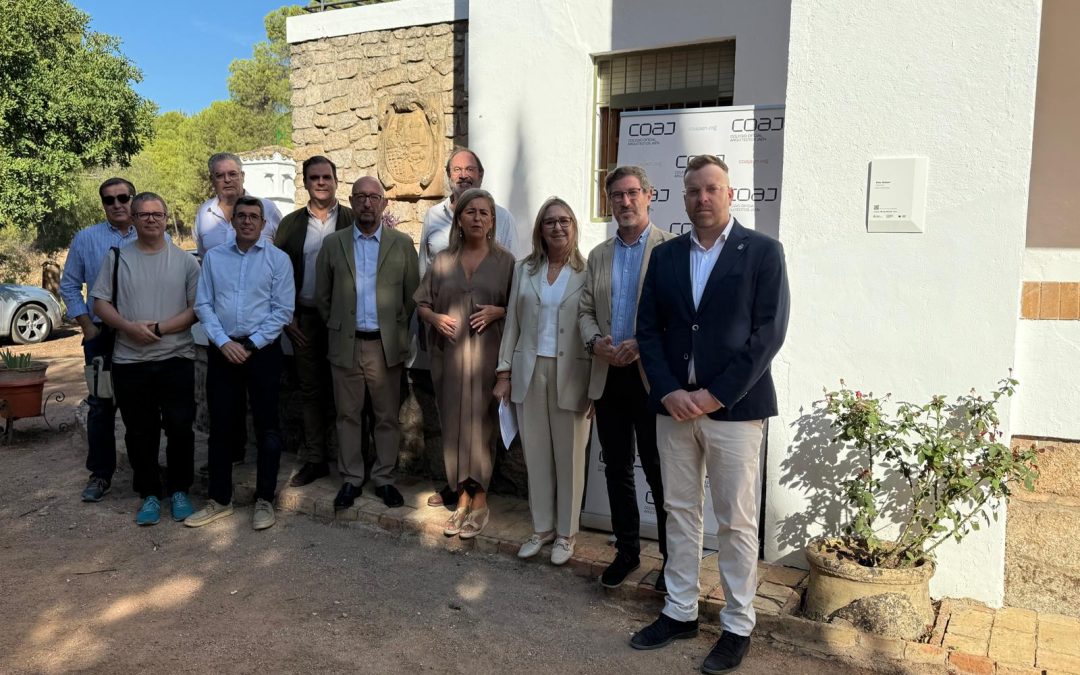 ANDÚJAR | El delegado de Fomento destaca el papel clave de los arquitectos en la gestión de ayudas a la vivienda