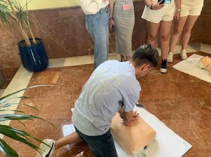 MARMOLEJO | Un curso en Marmolejo ayudará a salvar vidas con información sobre el soporte vital básico y uso de desfibrilador