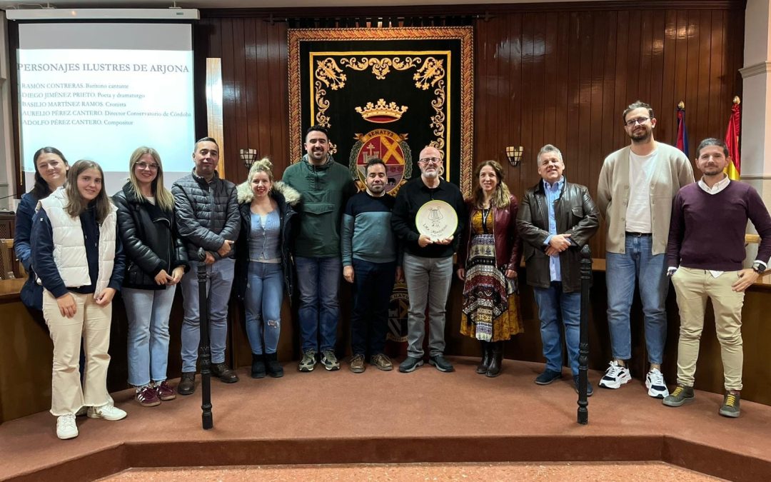 ARJONA | Arjona recorre su legado musical en una conferencia sobre la historia sonora del municipio