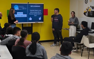 MARMOLEJO | El taller “No te enredes” aborda la violencia digital en el Punto Vuela dentro del 25N en Marmolejo