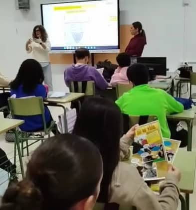 MARMOLEJO | El IES Virgen de la Cabeza impulsa un taller de cómic para sensibilizar sobre violencia de género