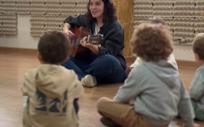 ARJONA | Emoción y conexión en una jornada de musicoterapia que une generaciones en Arjona