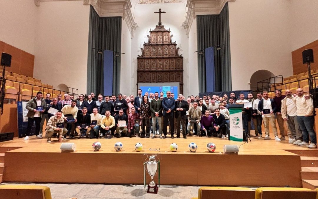 TORREDONJIMENO | La Gala Provincial del Día del Entrenador reconoce en Úbeda a los entrenadores tosirianos