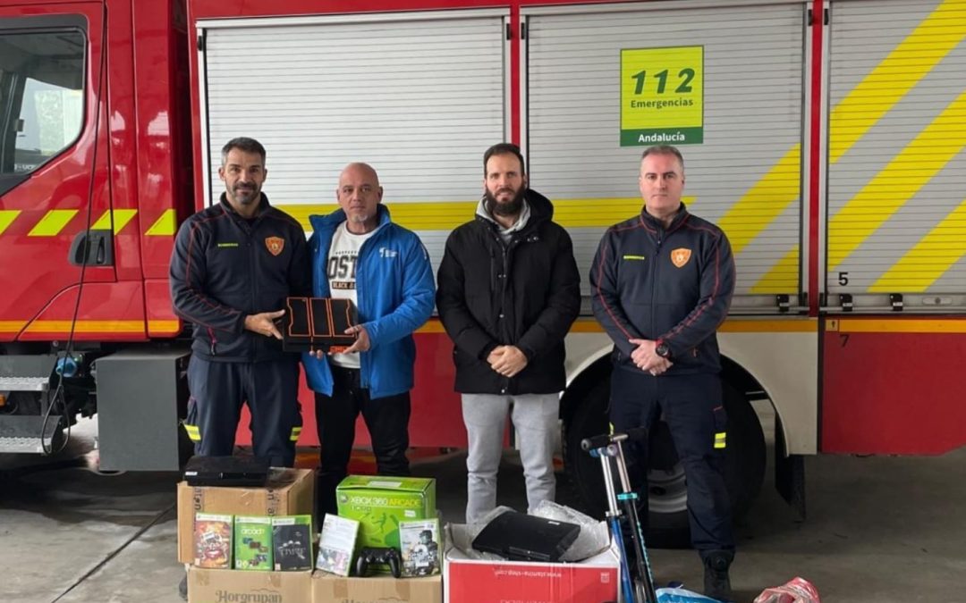 ANDÚJAR | Una donación solidaria llena de ilusión el Hogar de San Rafael de Andújar