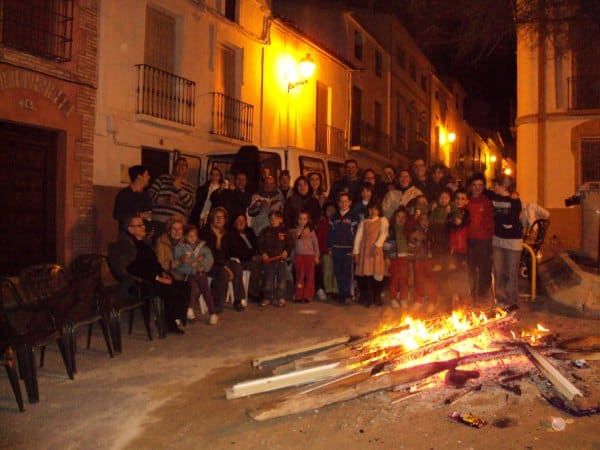 ARJONA | San Antón 2026 abre el plazo de inscripción para mantener viva la tradición de las candelas